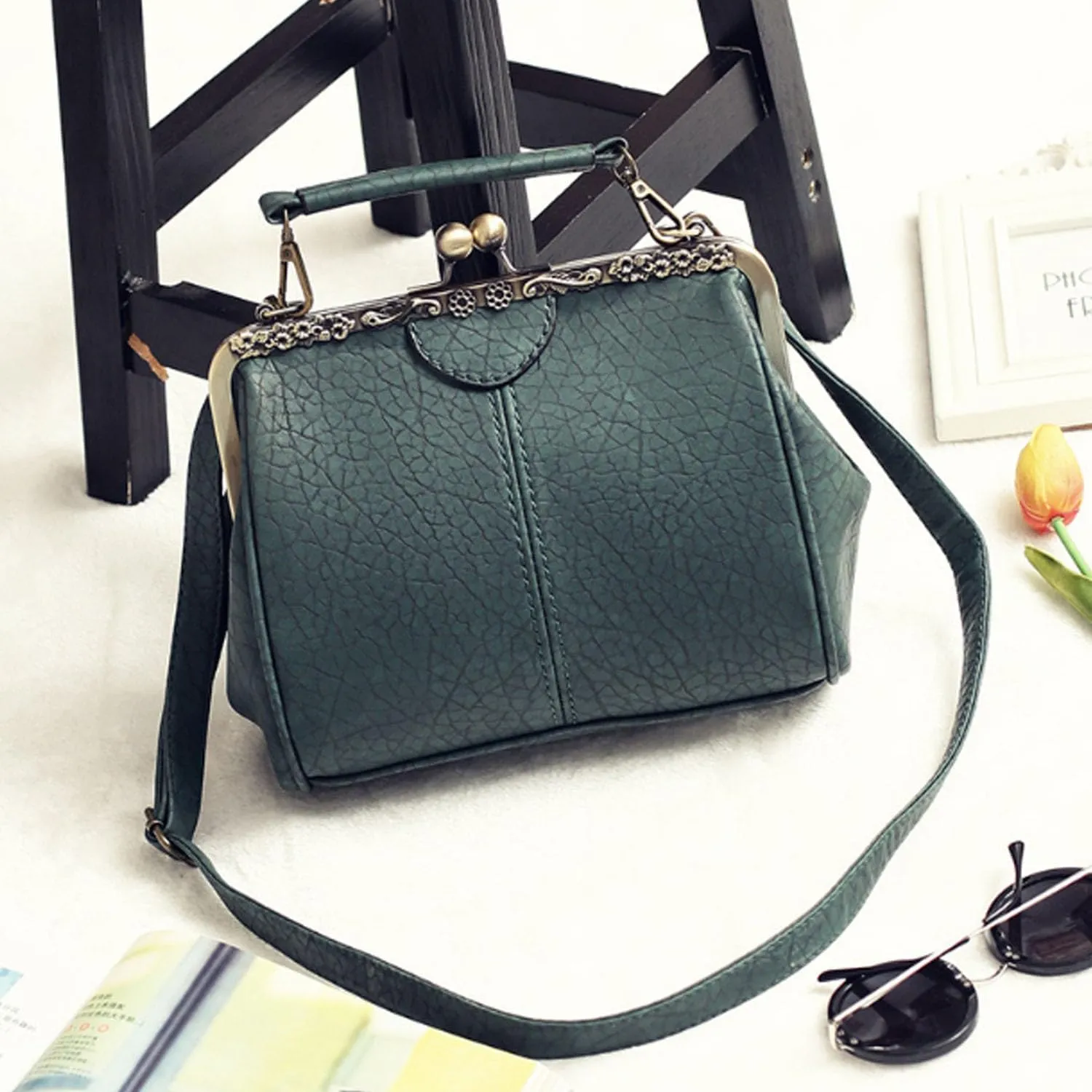 Kiss Lock Handbag Purse for Women Retro PU Leather Tote Small Satchel Shoulder Bag