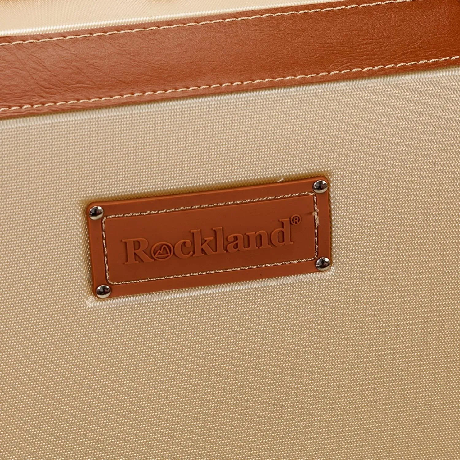 Rockland Stage Coach 20-Inch Rolling Trunk, Champagne